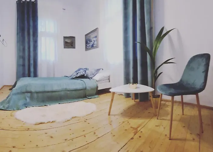 Szklarski Dworek Шклярска-Поремба