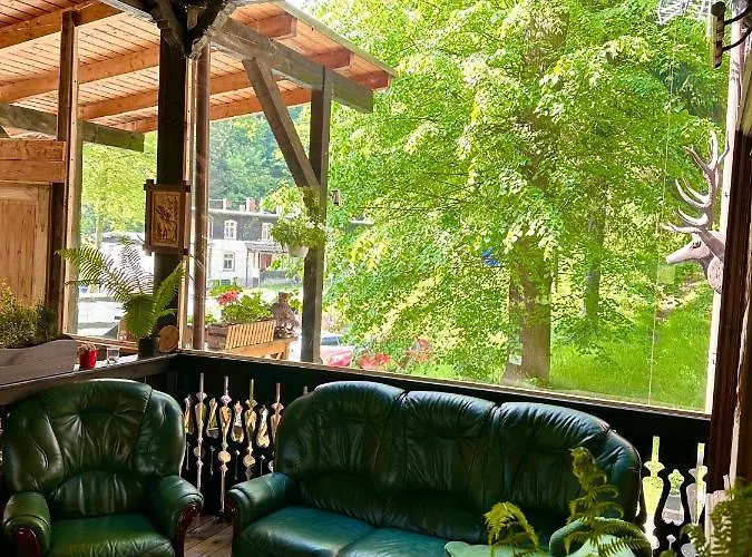 Отель Szklarski Dworek *