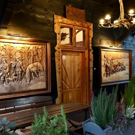 Szklarski Dworek * شكلارسكا بوريبا